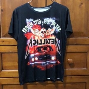 New women’s Metallica give em fuel give em fire shirt! Never worn!